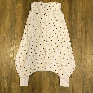 Halo White Sleep Sack with Black Stars